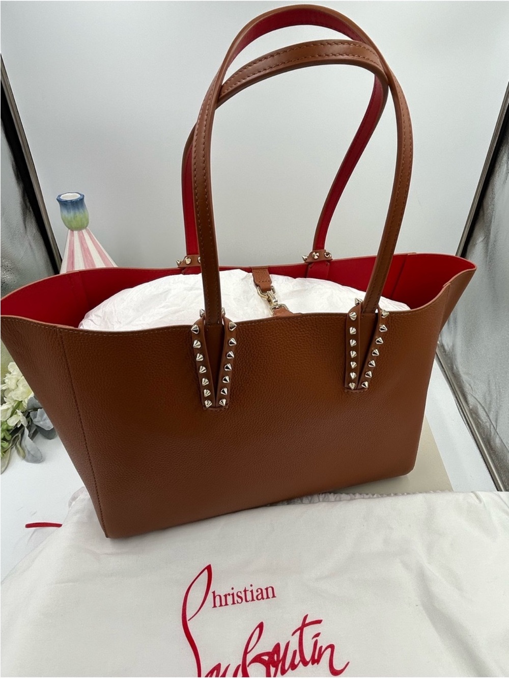 Christian Louboutin Cabata Brown Leather Tote with Red Interior - Picture 4 of 16